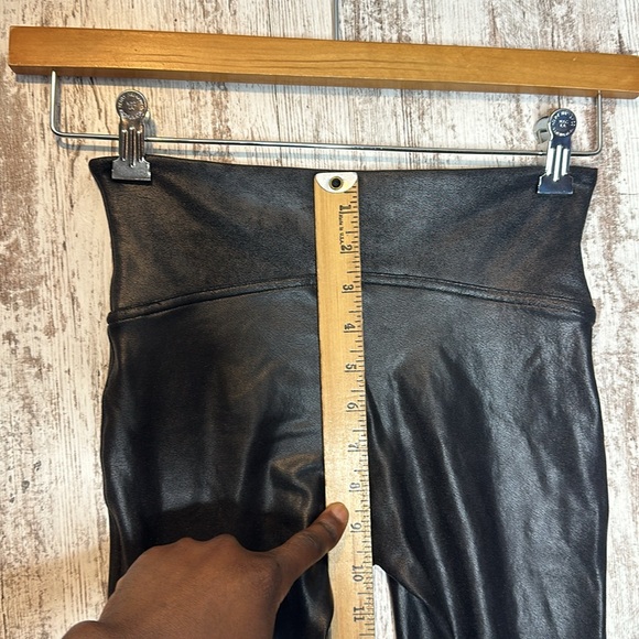 Spanx Black Faux Leather Leggings Style 2437 Sz S/P - Picture 7 of 15